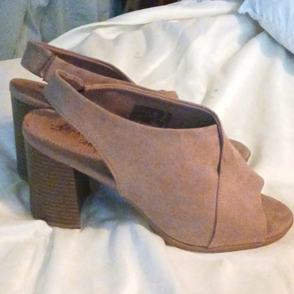 Suede chunky sling back tan
